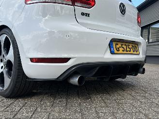 Volkswagen Golf 2.0 GTI picture 35