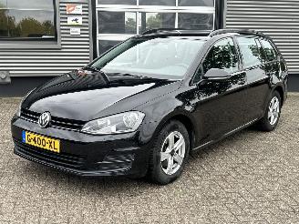 skadebil auto Volkswagen Golf Variant 1.2 TSI Connected Series 2016/2