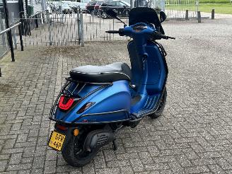 Vespa  Sprint 50 4T picture 3
