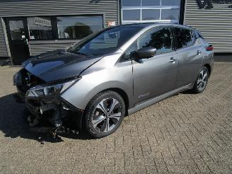 Schadeauto Nissan Leaf N-Connecta 40 KWH 2019/9