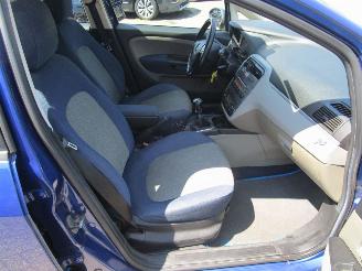 Fiat Grande Punto 1.4-16V Dynamic 5drs picture 3