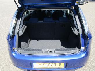 Fiat Grande Punto 1.4-16V Dynamic 5drs picture 17