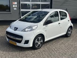 Auto incidentate Peugeot 107 1.0-12V XR 5drs 2011/12