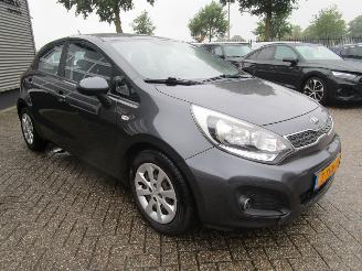 Kia Rio 1.2 CVVT Business Line 5drs picture 7