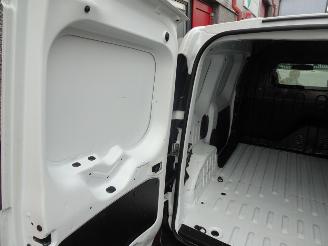 Renault Express 1.3 TCe 100 Comfort benzine uitvoering airco uniek picture 29