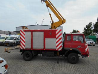 Ford  bedford hoogwerker picture 6