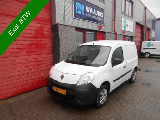 uszkodzony samochody osobowe Renault Kangoo Express 1.5 dCi 75 Express 2013/2
