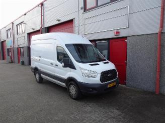 Ford Transit 350 2.2 TDCI L1H3 Trend 3 zits airco cardan aandrijving !!!!!!! picture 5
