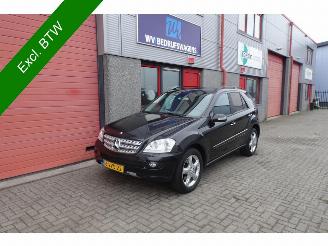 škoda osobní automobily Mercedes M-klasse 320 CDI 4 matic airco navi lkw / van 3500 kg trekhaakgewicht 2006/7