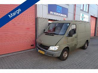 skadebil auto Mercedes Mégane SPRINTER 208 CDI sprinter met camper kenteken marge 2000/6
