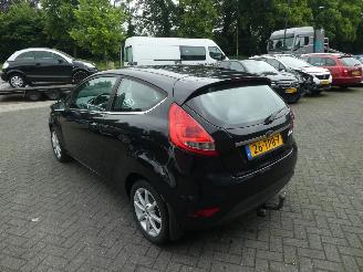 Ford Fiesta 1.4 Ghia Airco picture 5