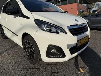 Peugeot 108 1.0 e-VTi Active  Hatchback 5-dr. picture 29