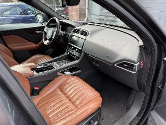 Jaguar F-Pace 3.0 S AWD 30d PANORMADAK  HEADUP  SUV 5-dr. picture 24