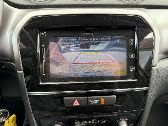 Suzuki Vitara 1.4 Boosterjet Select Smart Hybrid picture 36