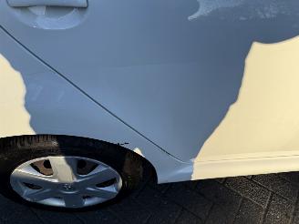 Toyota Aygo 1.0-12V Comfort  AIRCO  (Hatchback 5-dr.) picture 13