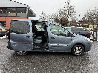 Citroën Berlingo 1.6 VTi Attraction (MPV 4-dr.) picture 12