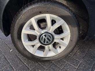 Volkswagen Up! 1.0 move up! AIRCO  BlueMotion picture 20