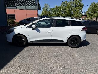 Renault Clio 0.9 TCe Expression picture 7