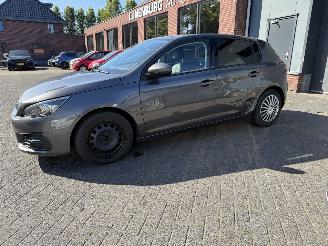 Peugeot 308 1.2 PureTech Blue Lease  LEER (Hatchback 5-dr.) picture 2