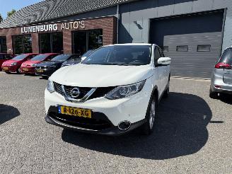 Unfallwagen Nissan Qashqai 1.2 Acenta (SUV 5-dr.) 2015/6