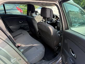 Renault Mégane 1.5 dCi Dynamique picture 13