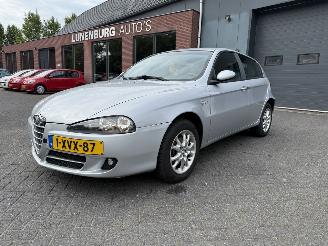 Unfallwagen Alfa Romeo 147 1.6 T.Spark Veloce Progression 2008/7