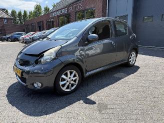 Voiture accidenté Toyota Aygo 1.0-12V Comfort  AUTOMAAT (Hatchback 5-dr.) 2010/3