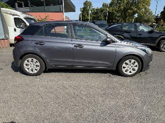 Hyundai I-20 1.0 T-GDI Comfort (Hatchback 5-dr.) picture 6