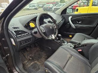 Renault Mégane 1.5 dci Bose picture 11