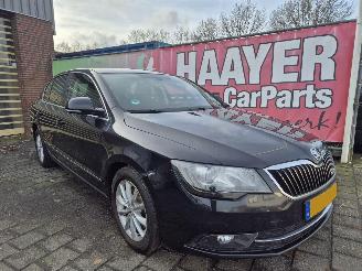 škoda osobní automobily Skoda Superb 1.6 tdi ambiation business 2015/1