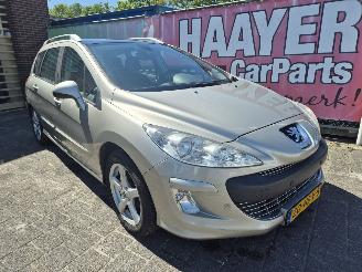 uszkodzony samochody osobowe Peugeot 308 1.6 vti  7 PERSOONS 2008/11