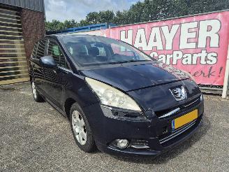 Coche accidentado Peugeot 5008 1.6 VTI blue lease 7P 2011/2