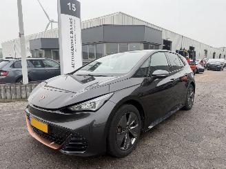 krockskadad bil auto Cupra Born Business 62 kWh AUTOMAAT 2022/12