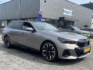 Unfallwagen BMW i5 Touring M 40 84 kWh 340 PK 2024/6