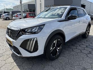 škoda osobní automobily Peugeot 2008 1.2 PureTech 100 Allure 2023/3