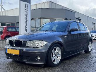 Voiture accidenté BMW 1-serie 116i High Executive 2005/10