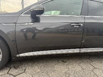 Volkswagen Arteon 1.5 TSI Business R picture 7