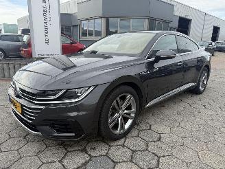 Schadeauto Volkswagen Arteon 1.5 TSI Business R 2018/8
