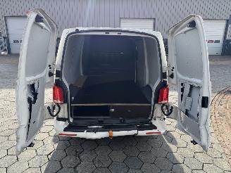 Volkswagen Transporter 2.0 TDI L1H1 30 Bulli picture 9