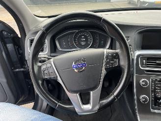 Volvo V-60 1.6 T3 Momentum picture 18