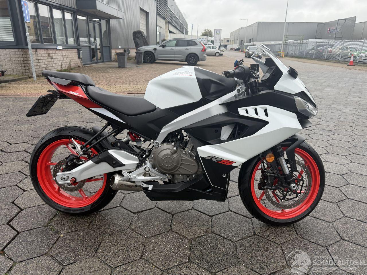 Aprilia  Sport RS 457