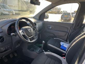 Dacia Lodgy 1.3 TCe Stepway 5p picture 14