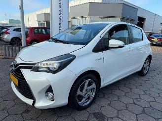 Schadeauto Toyota Yaris 1.5 Hybrid Lease 2015/1