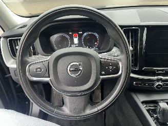 Volvo Xc-60 2.0 B4 Momentum Advantage AUTOMAAT picture 16