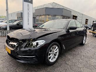 Schadeauto BMW 5-serie 520i High Executive 2018/3