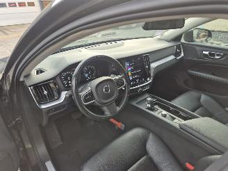 Volvo V-60 2.0 B3 Momentum Advantage picture 9