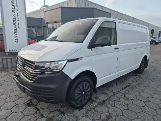 krockskadad bil bedrijf Volkswagen Transporter T6 150pk automaat 2024/8