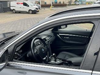 BMW 3-serie Touring 318i Luxury Edition picture 8