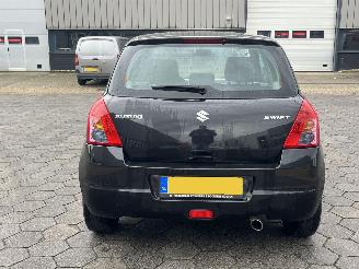 Suzuki Swift 1.3 Base picture 5