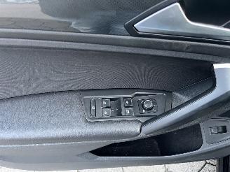 Volkswagen Tiguan 2.0 TSI 4Motion Highline Business R picture 21